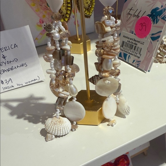 America & Beyond Beach Vide Shell Earring Chic Shell Dangle Earrings - Picture 6 of 8